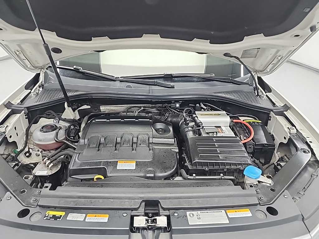 Volkswagen Tiguan - Vista 5