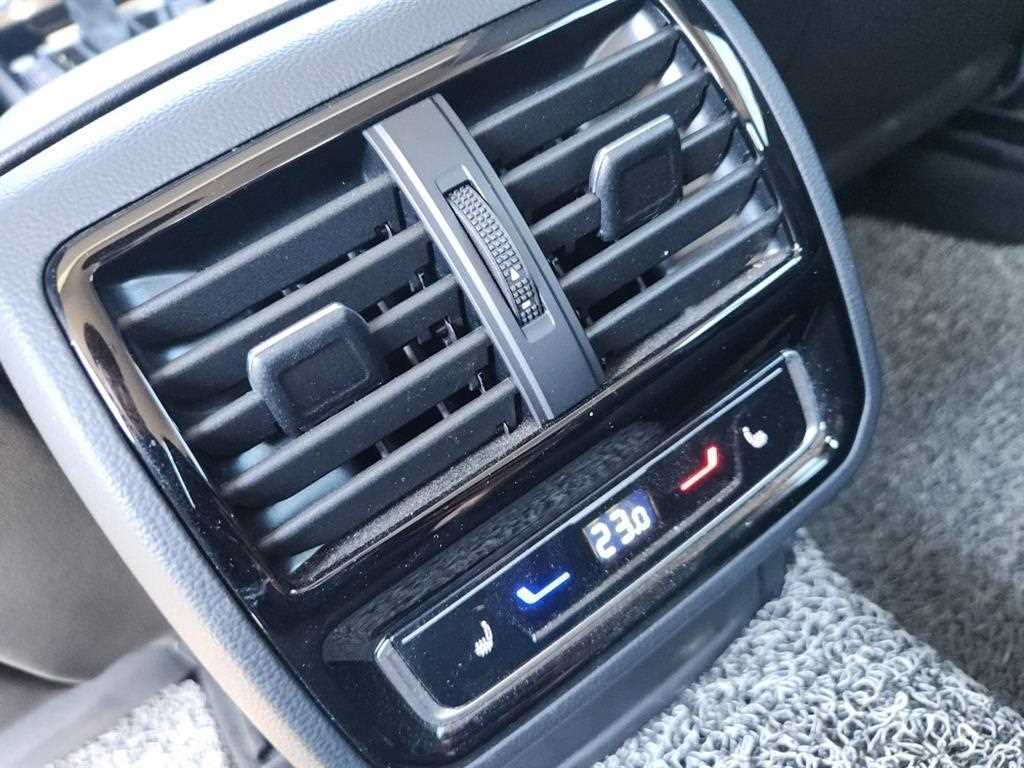 Volkswagen Arteon 2023 Blanco - Importación desde Corea - HF Imports Iquique - Foto 17