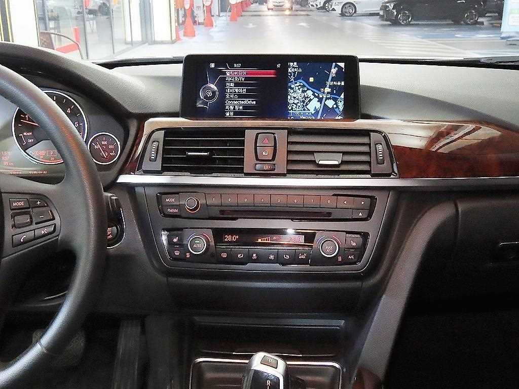 BMW 3 series - Vista 11