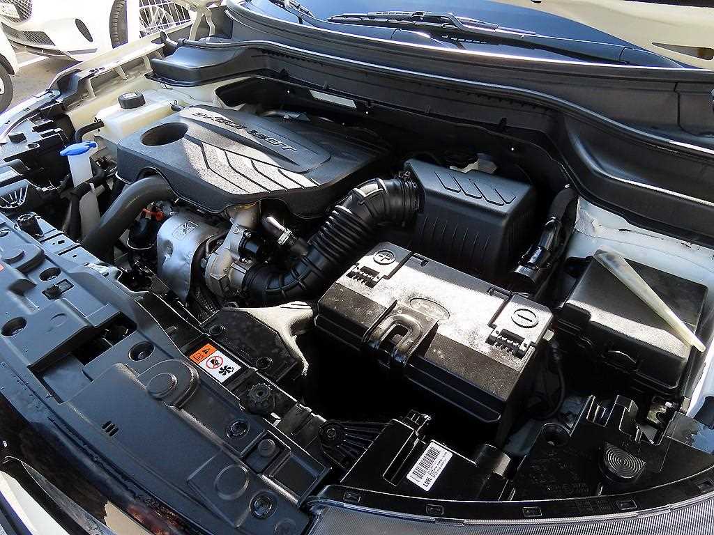 Ssangyong Tivoli 2023 Blanco - Importación desde Corea - HF Imports Iquique - Foto 19