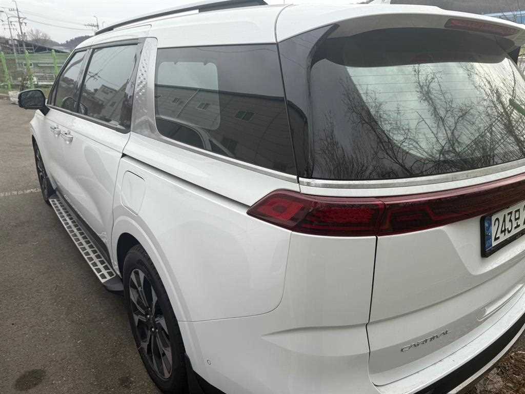 KIA Carnival - Vista 3