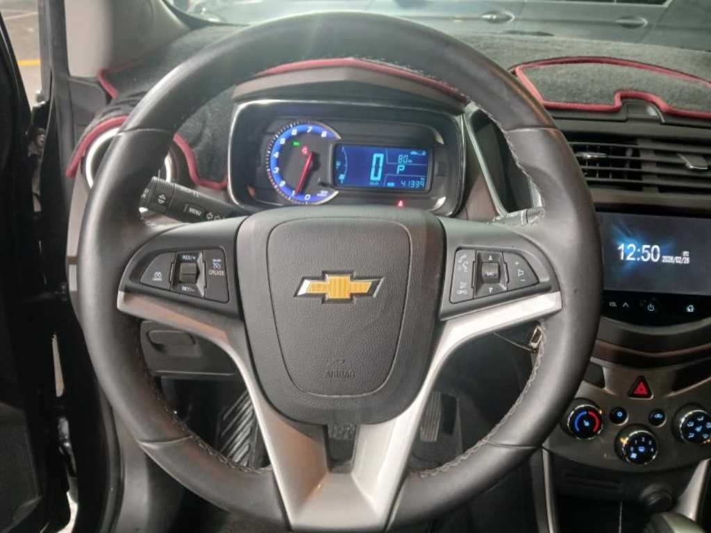 Chevrolet Trax - Vista 8