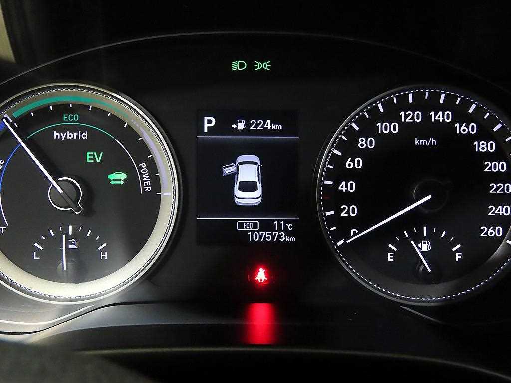 HYUNDAI Grandeur - Vista 9