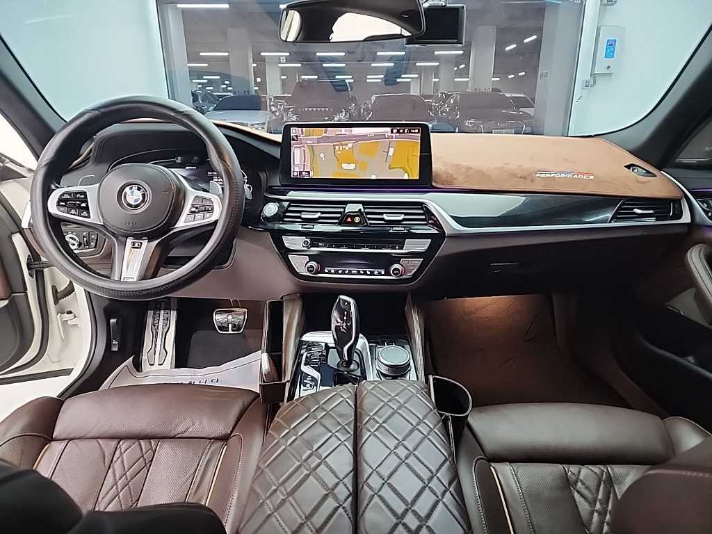 BMW 5 Series - Vista 7