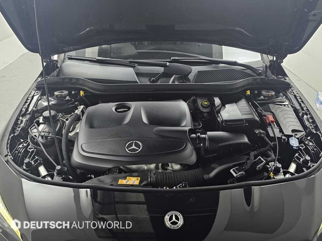 Mercedes Benz CLA Class - Vista 6