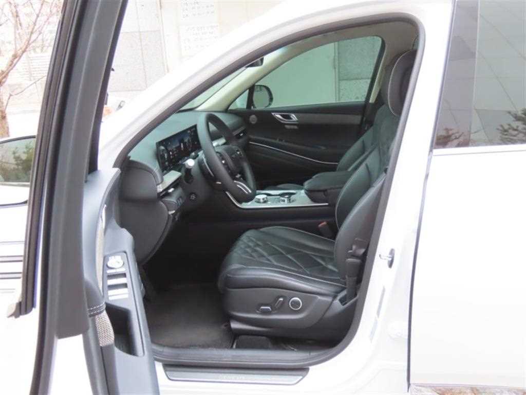 Genesis GV80 2025 Blanco - Importación desde Corea - HF Imports Iquique - Foto 13