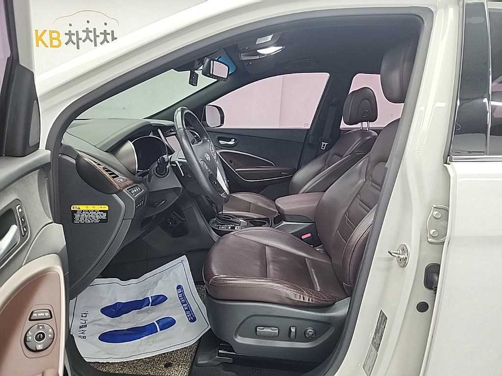 HYUNDAI Maxcruz - Vista 11