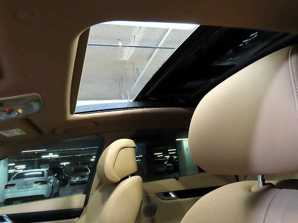 Genesis G80 2026 Negro - Importación desde Corea - HF Imports Iquique - Foto 17