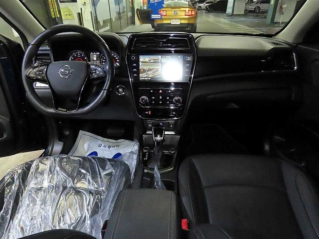 Ssangyong Tivoli - Vista 10