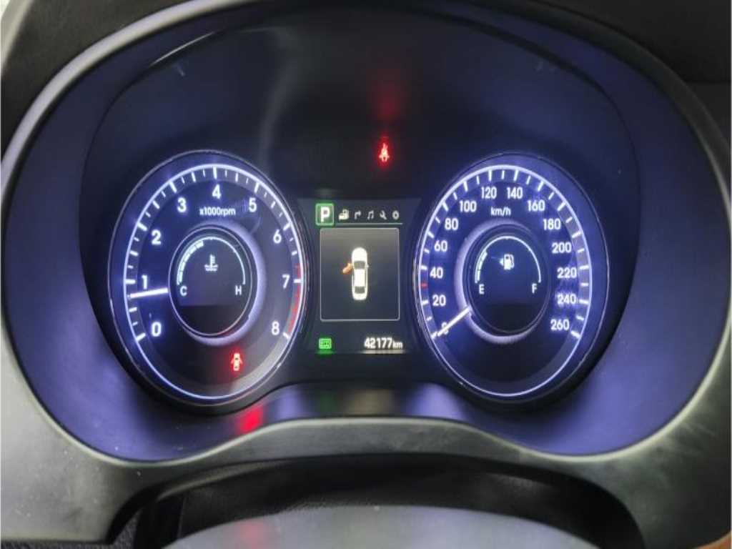 HYUNDAI Aslan - Vista 9