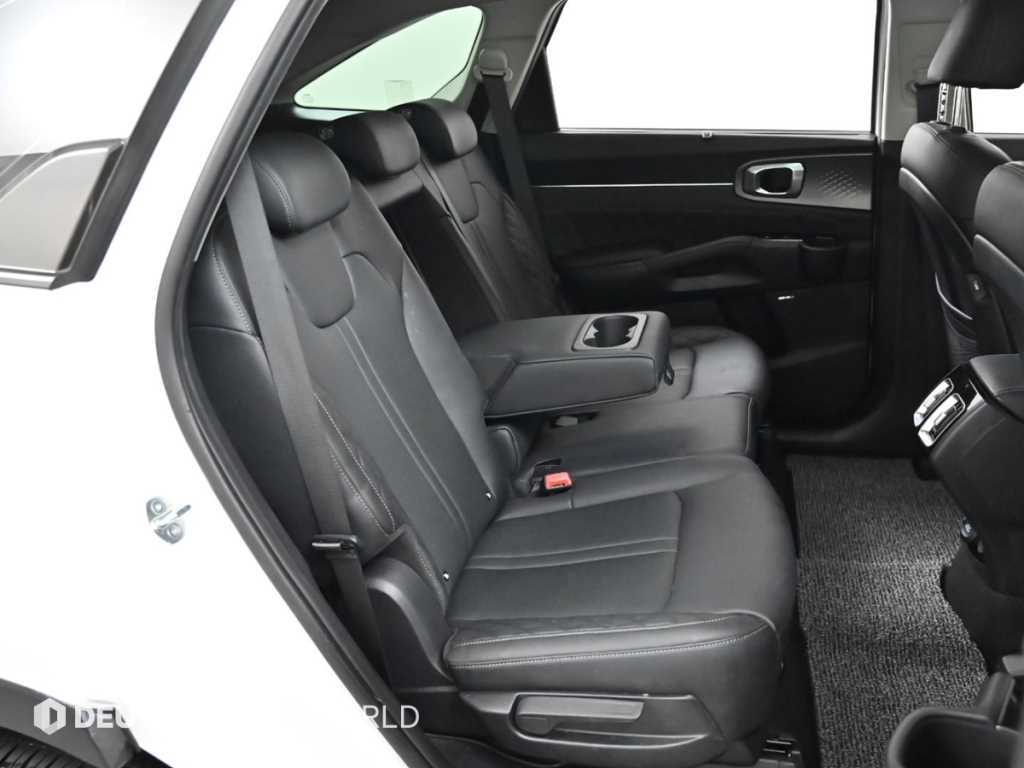 KIA Sorento - Vista 12