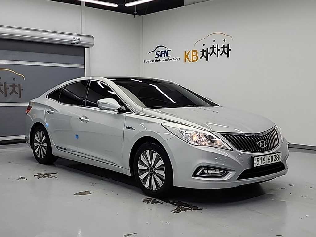 HYUNDAI Grandeur - Vista 4