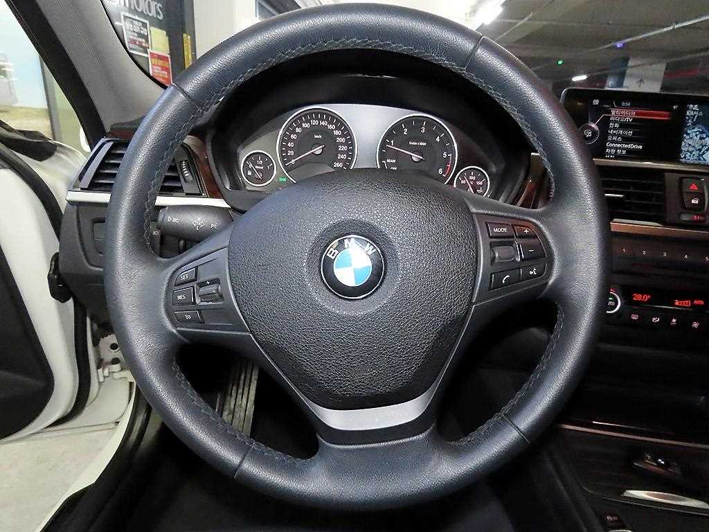 BMW 3 series - Vista 8