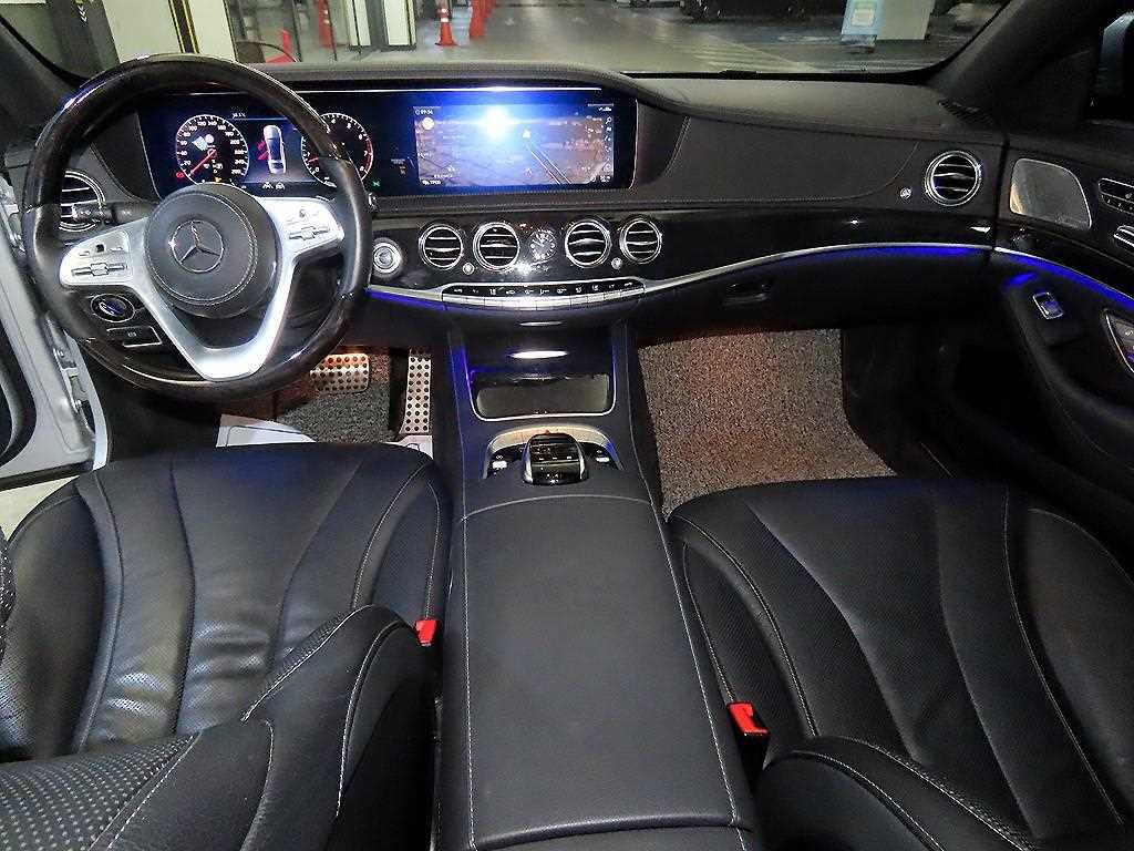 Mercedes Benz S Class - Vista 10