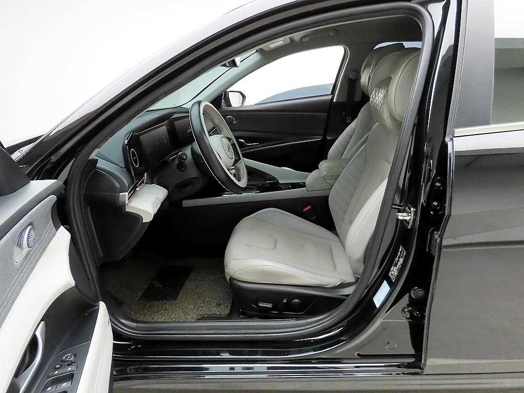 HYUNDAI Avante 2021 Negro - Importación desde Corea - HF Imports Iquique - Foto 13