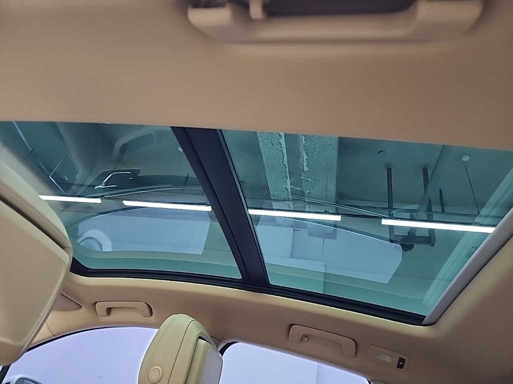 Porsche Macan - Vista 12