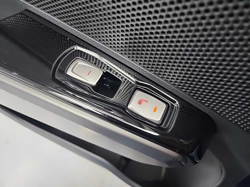 Ssangyong Tivoli 2017 Azul - Importación desde Corea - HF Imports Iquique - Foto 13