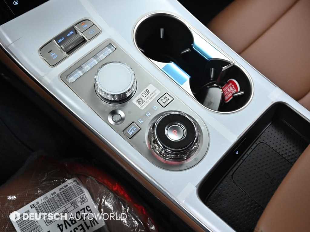 Genesis GV70 - Vista 9