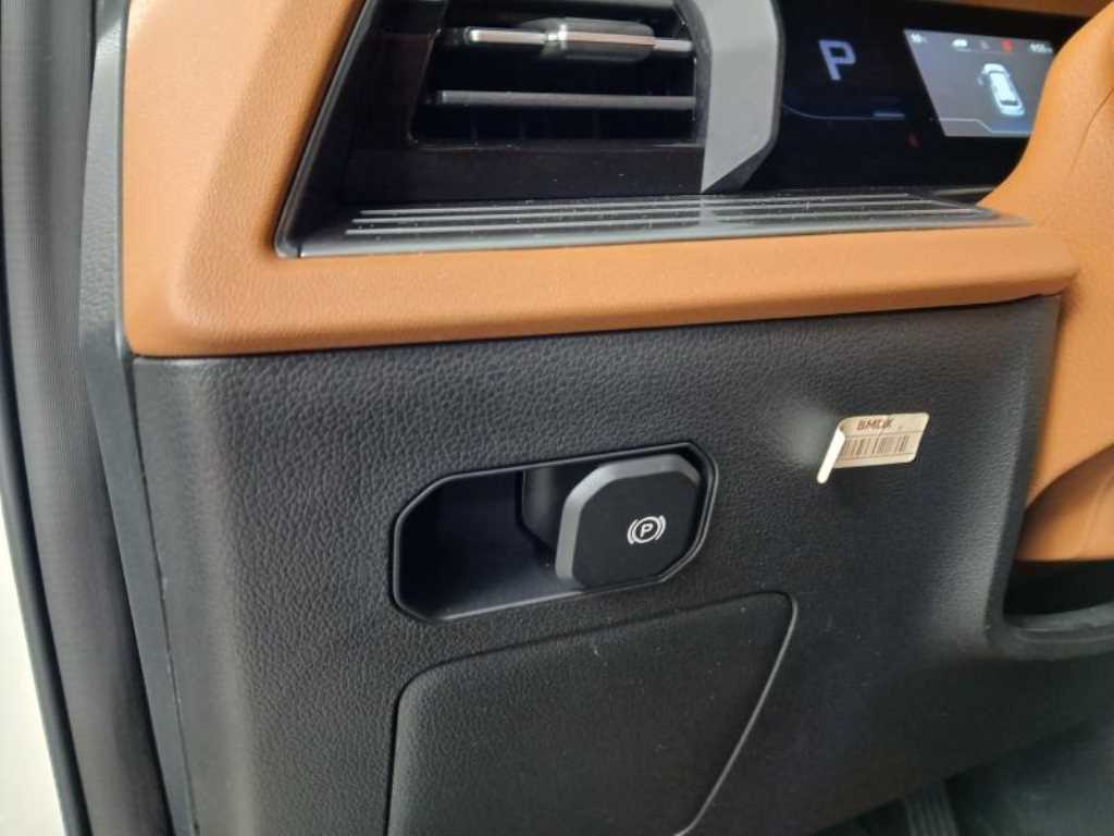 Ssangyong Torres - Vista 11