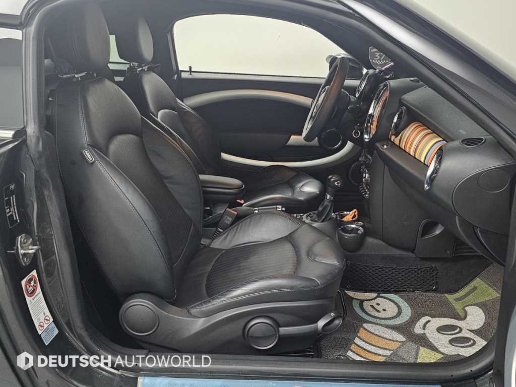 Mini Coupe - Vista 10