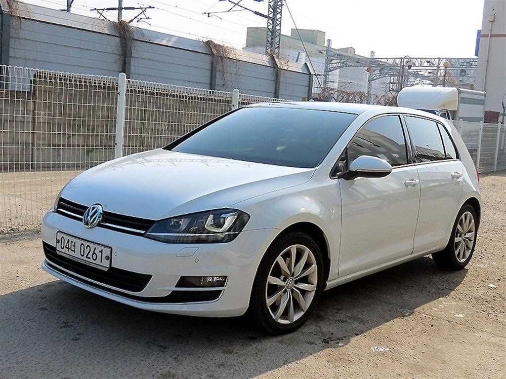 Volkswagen Golf - Vista 2