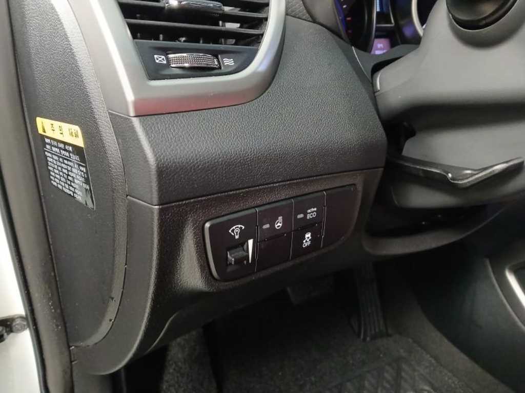 HYUNDAI Veloster - Vista 10