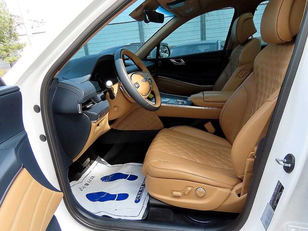 Genesis GV80 - Vista 5