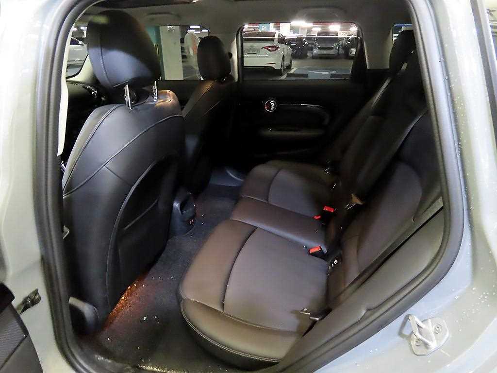 Mini Clubman - Vista 7