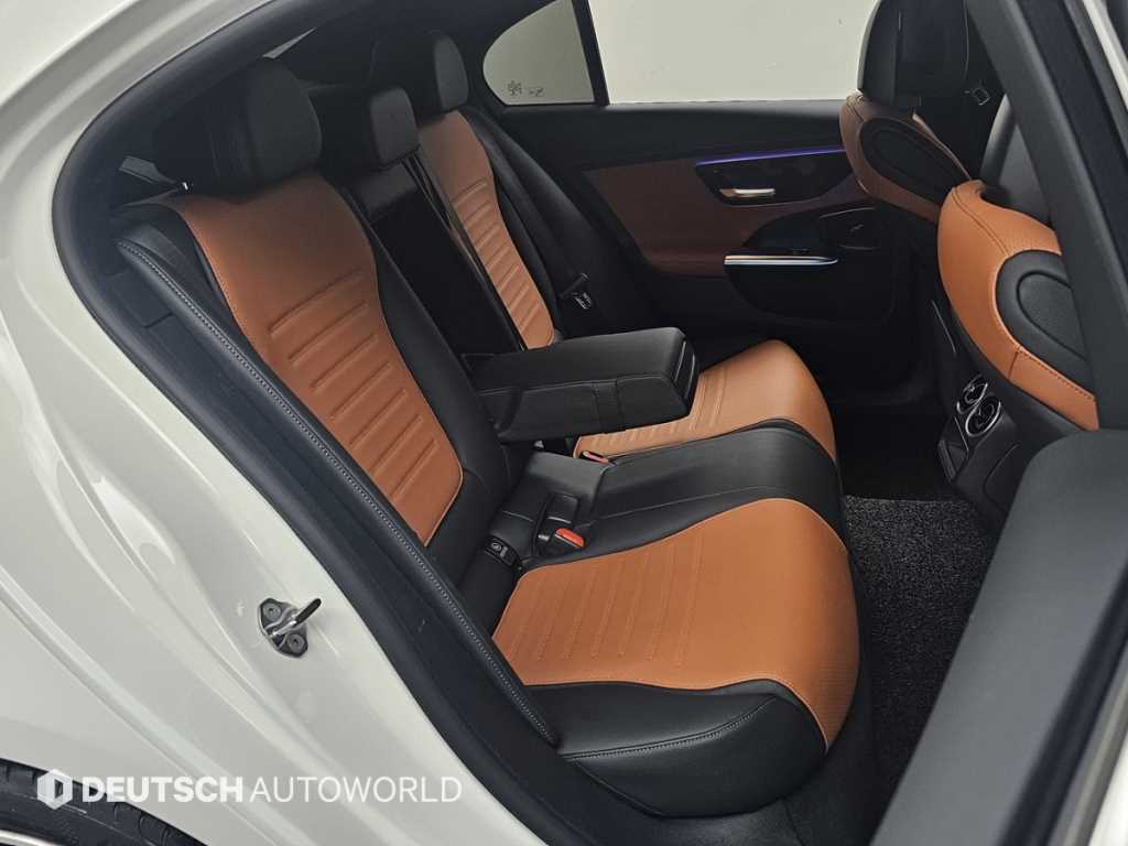 Mercedes Benz C Class - Vista 12