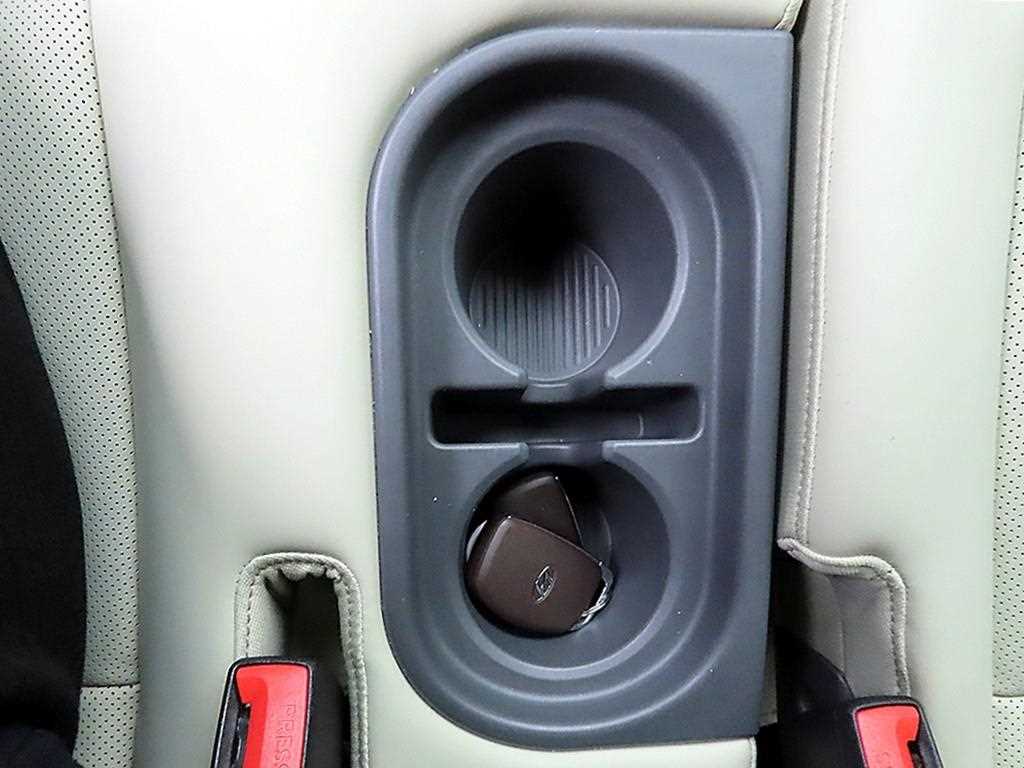 HYUNDAI Casper - Vista 12