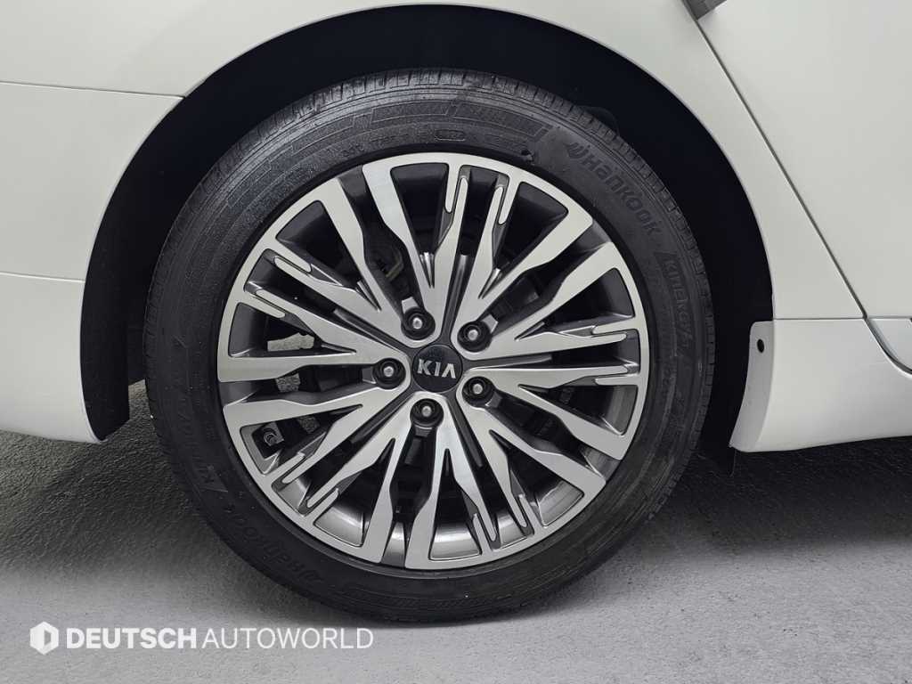 KIA K7 - Vista 5