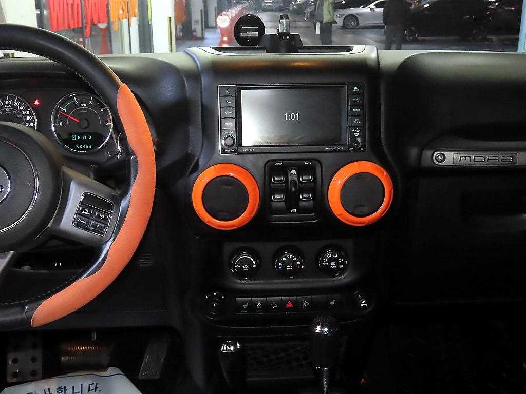 Jeep Wrangler - Vista 11