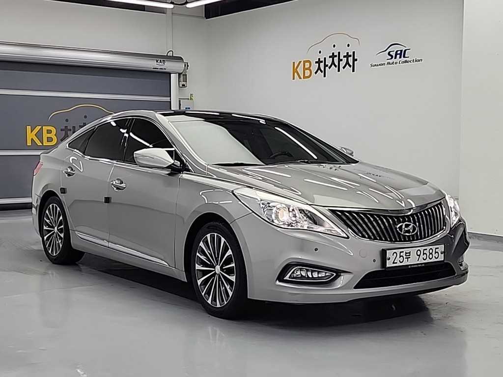 HYUNDAI Grandeur - Vista 4