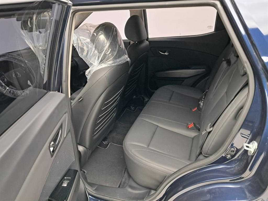 Ssangyong Tivoli - Vista 12