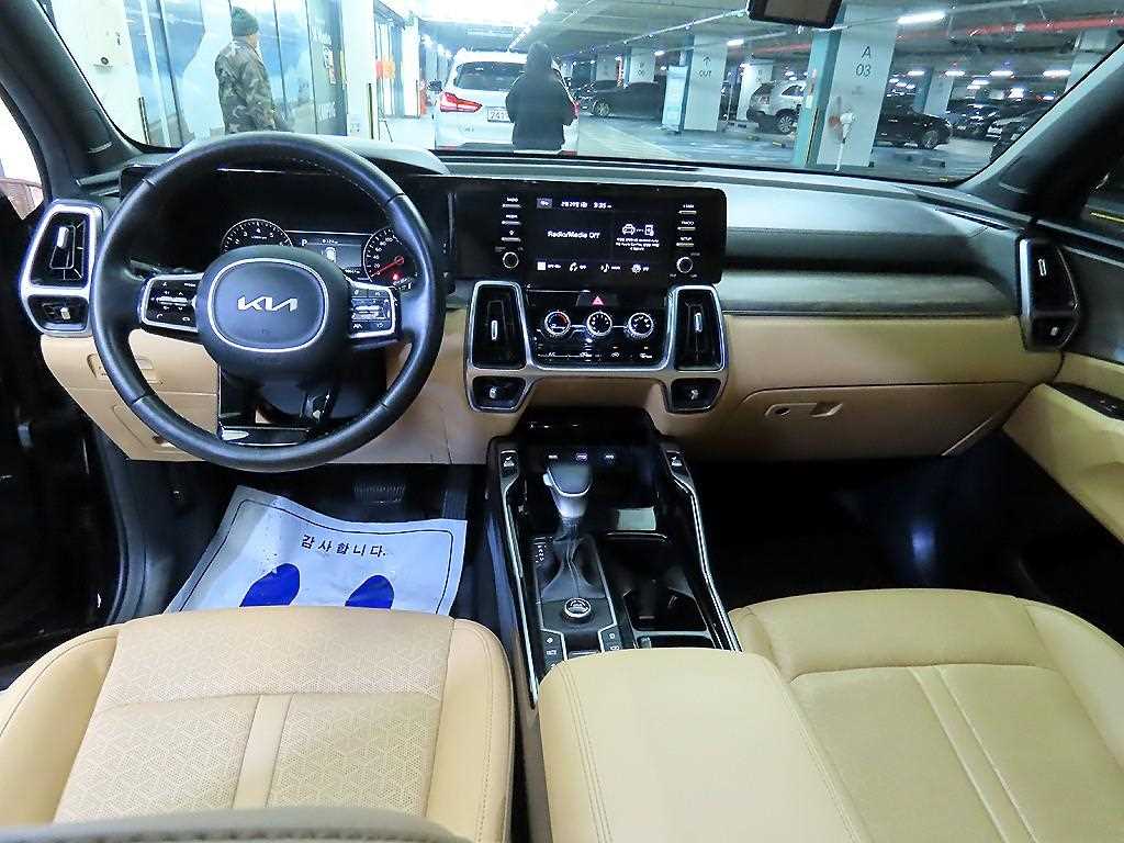 KIA Sorento - Vista 8