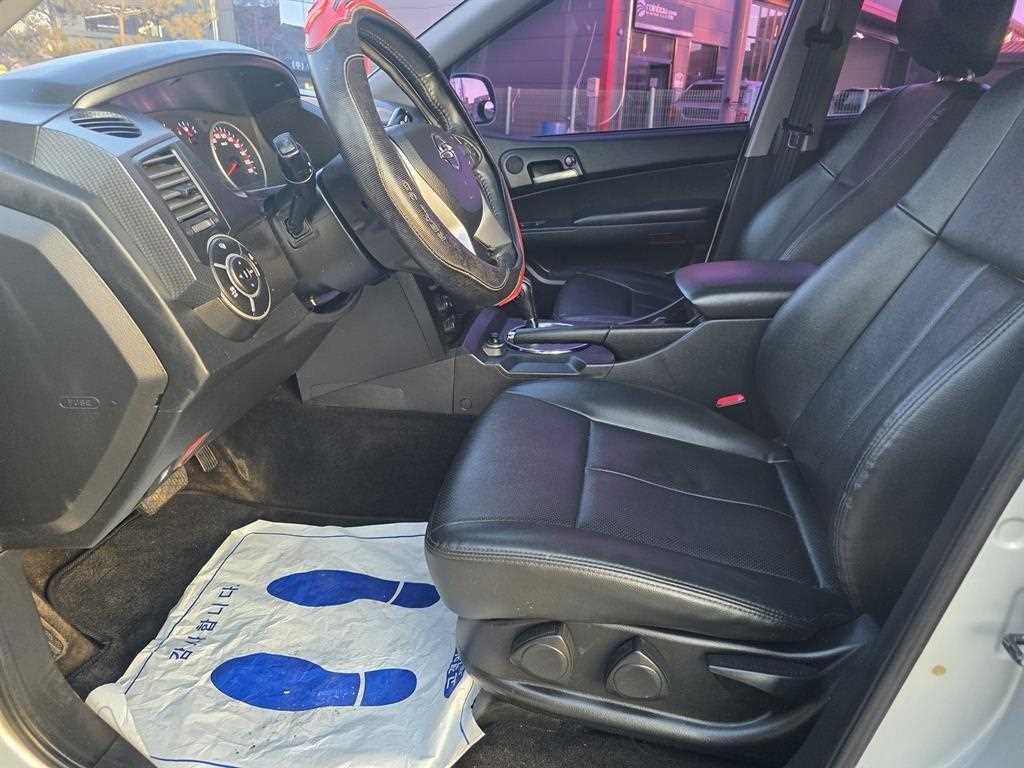 Ssangyong Korando - Vista 8