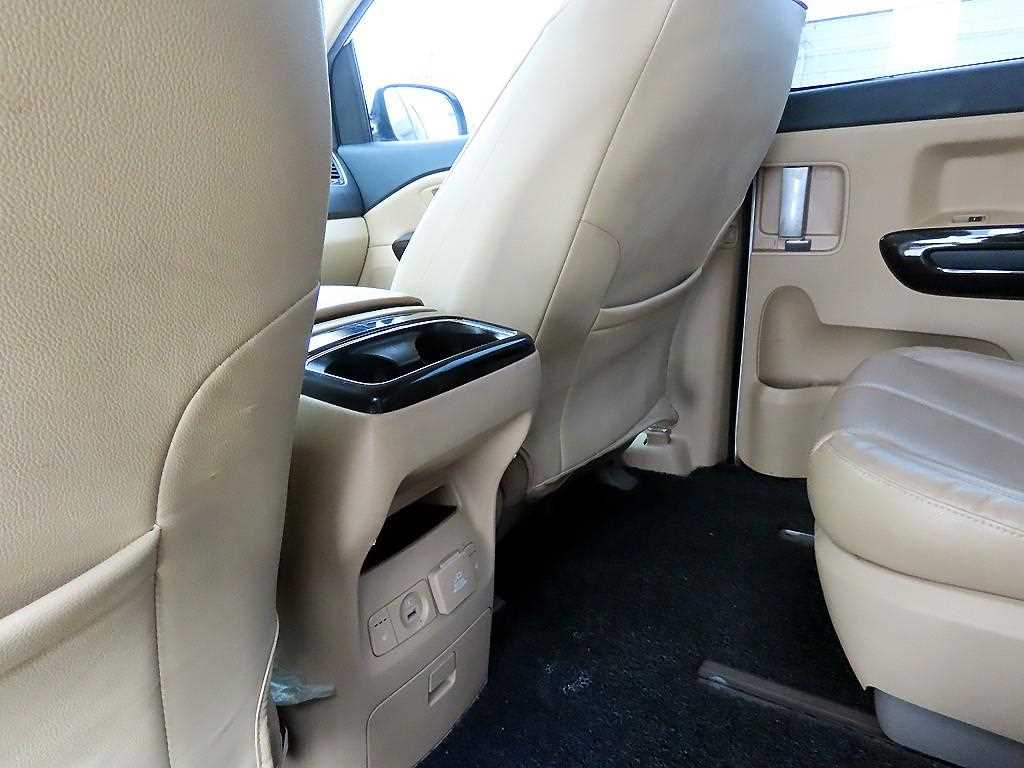 KIA Carnival 2017 Blanco - Importación desde Corea - HF Imports Iquique - Foto 15