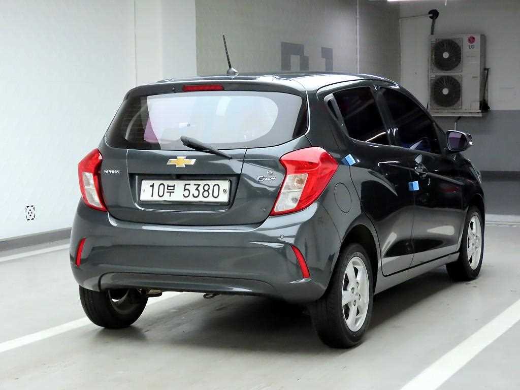 Chevrolet Spark - Vista 4