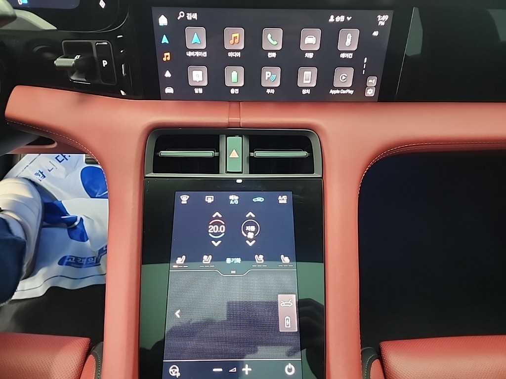 Porsche Taycan - Vista 10