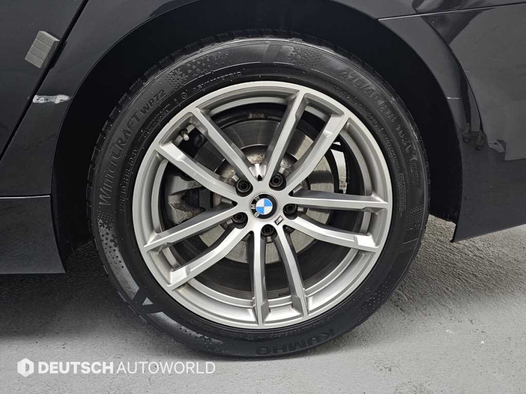 BMW 5 Series - Vista 5