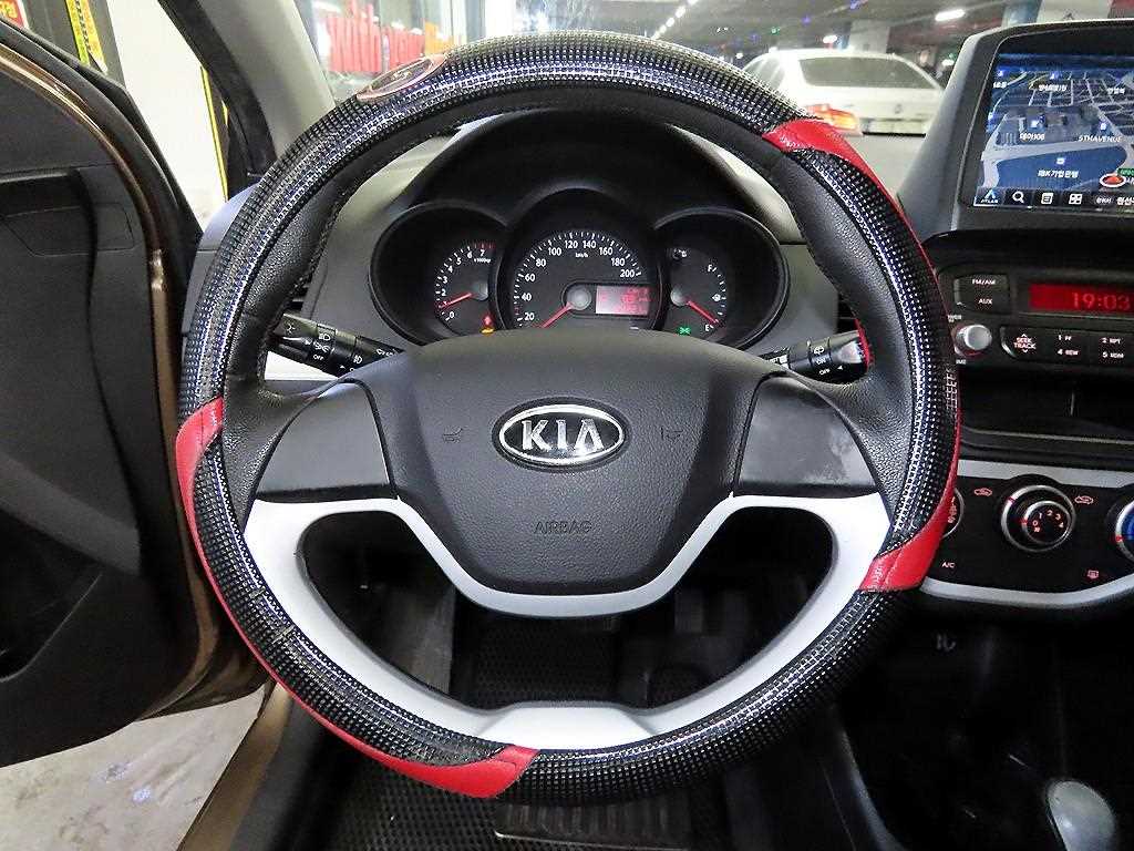 KIA Morning - Vista 8