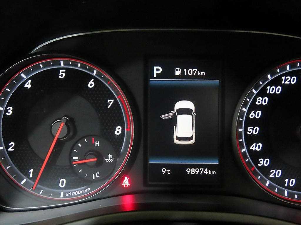 HYUNDAI Veloster - Vista 9