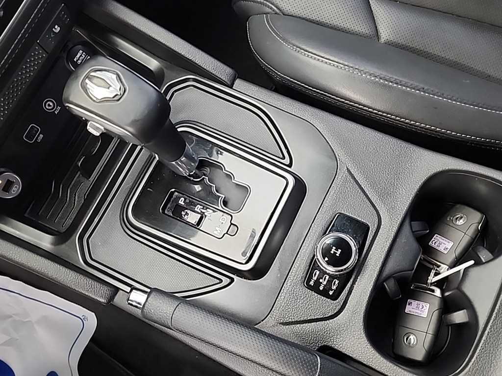 Ssangyong Rexton - Vista 8