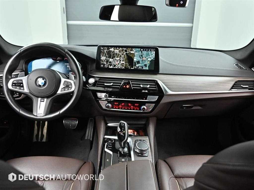 BMW 5 Series - Vista 7