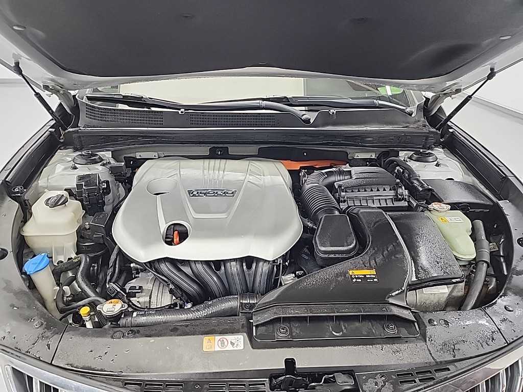 HYUNDAI Grandeur - Vista 5