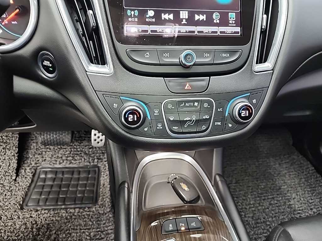 Chevrolet Malibu - Vista 8