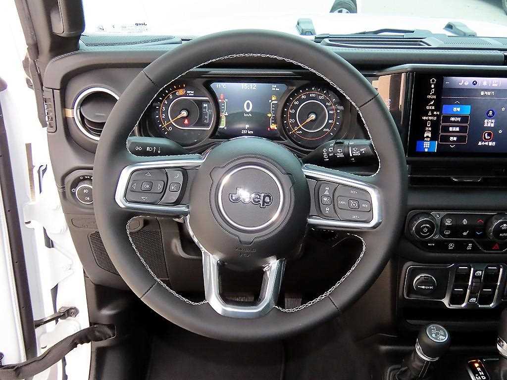 Jeep Wrangler - Vista 8