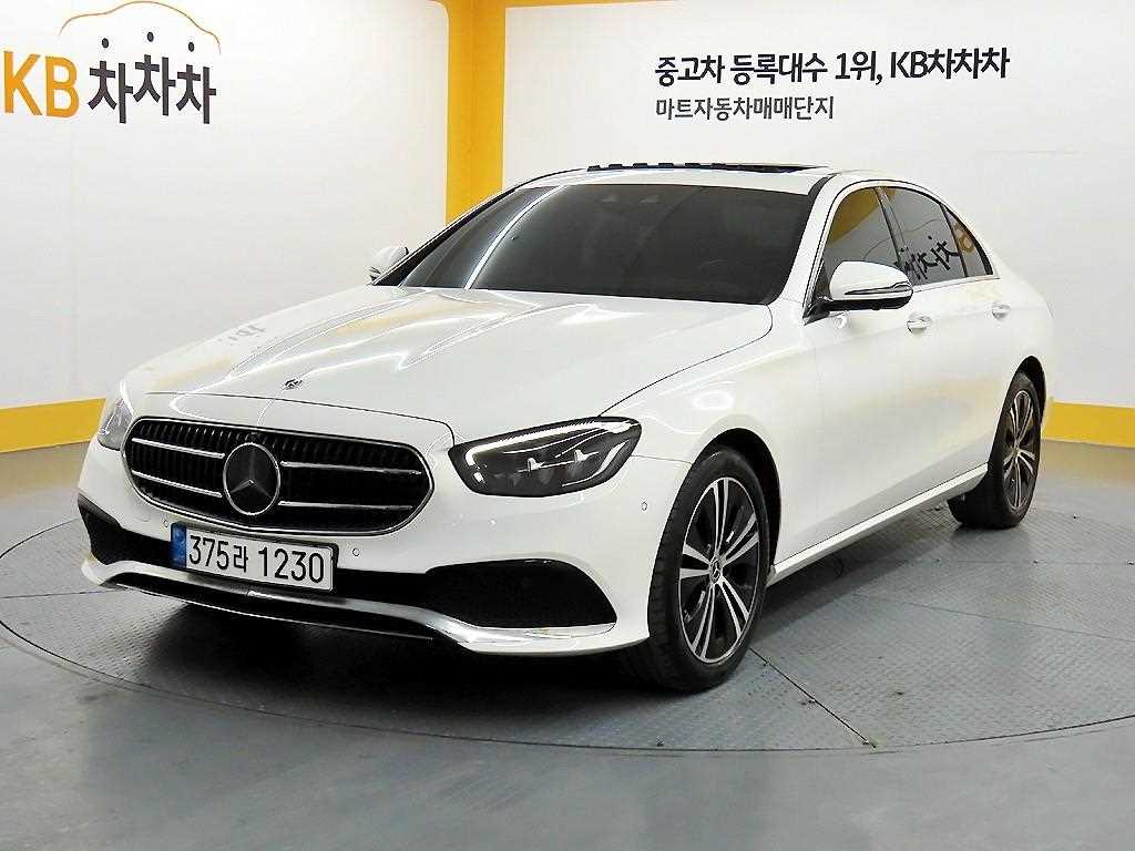 Mercedes Benz E class 2022 Blanco - Importación desde Corea - HF Imports Iquique - Foto 1