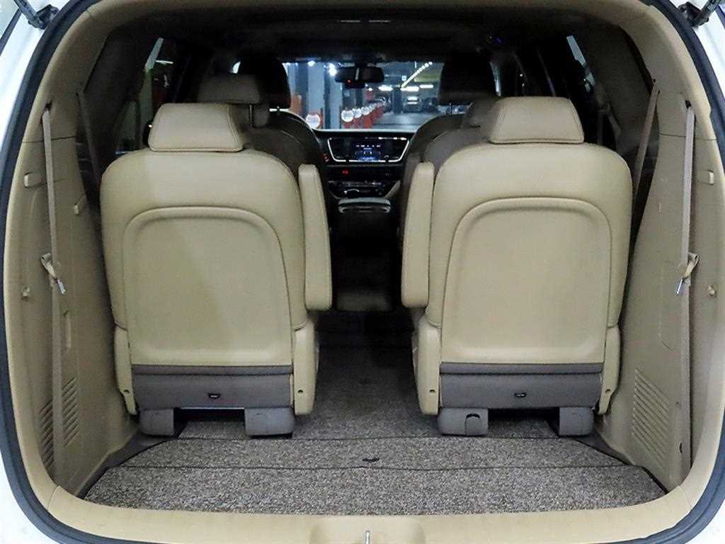 KIA Carnival 2016 Blanco - Importación desde Corea - HF Imports Iquique - Foto 17