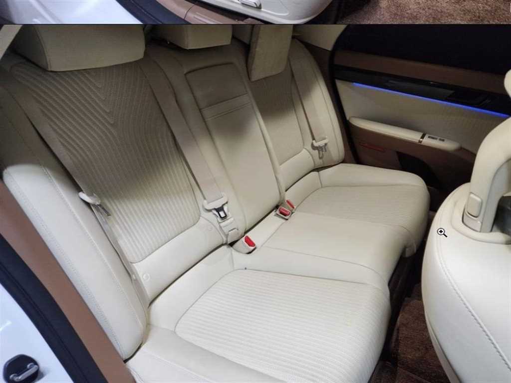 HYUNDAI Grandeur - Vista 8